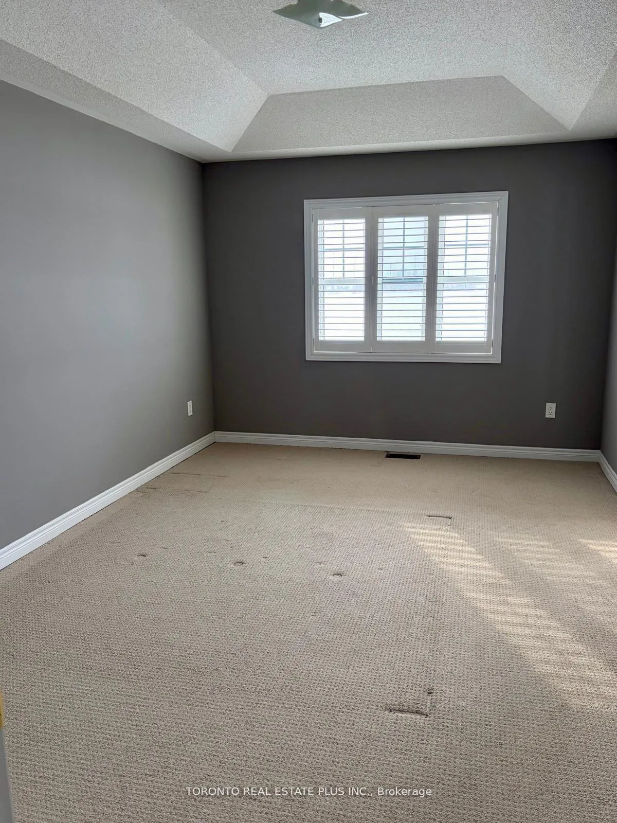 Photo 6 of 55 Staglin Court, Markham, Cathedraltown — HOMEH