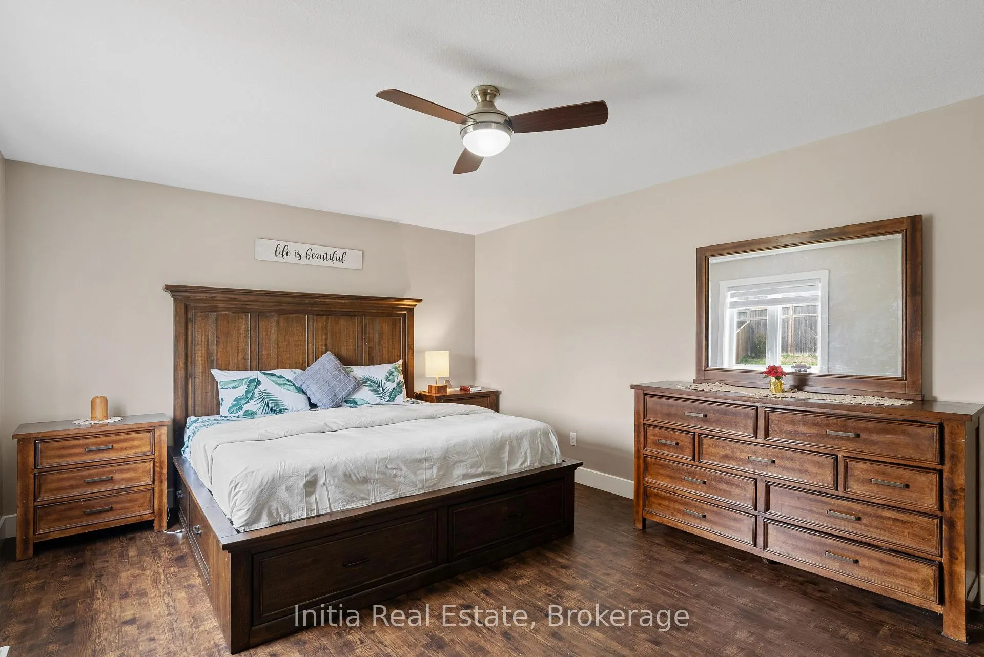 Photo 20 of 25 Queensway Drive, Strathroy-Caradoc, SE — HOMEH