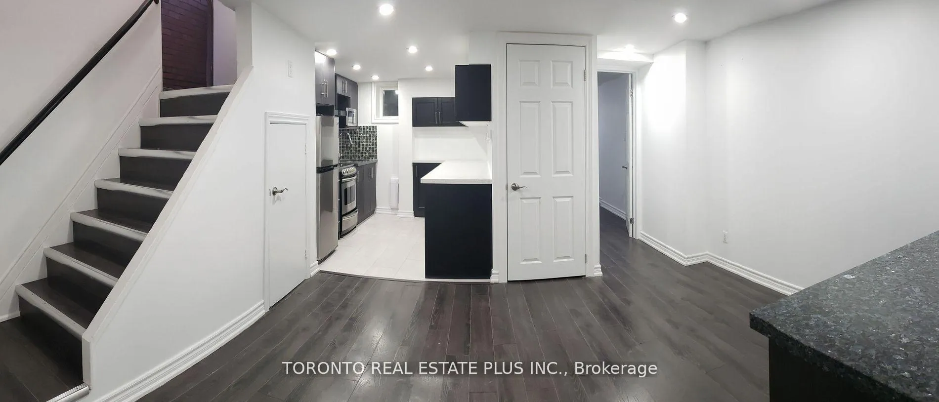 Photo 4 of 88 Harris Avenue, Toronto, East End-Danforth — HOMEH