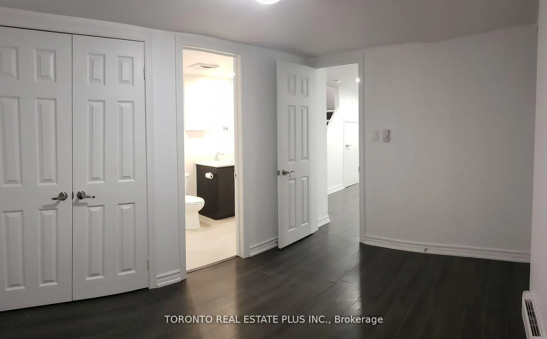 Photo 7 of 88 Harris Avenue, Toronto, East End-Danforth — HOMEH