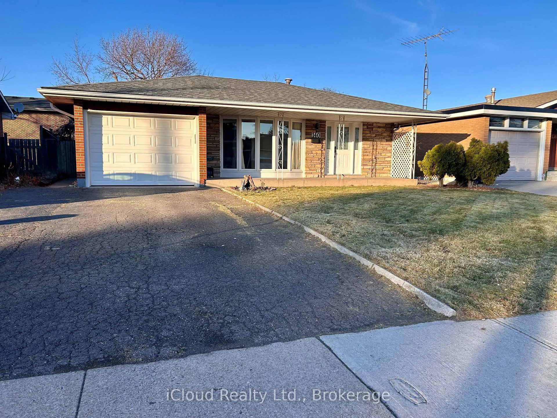 Photo 2 of 140 Cromwell Crescent, Hamilton, Greenford — HOMEH