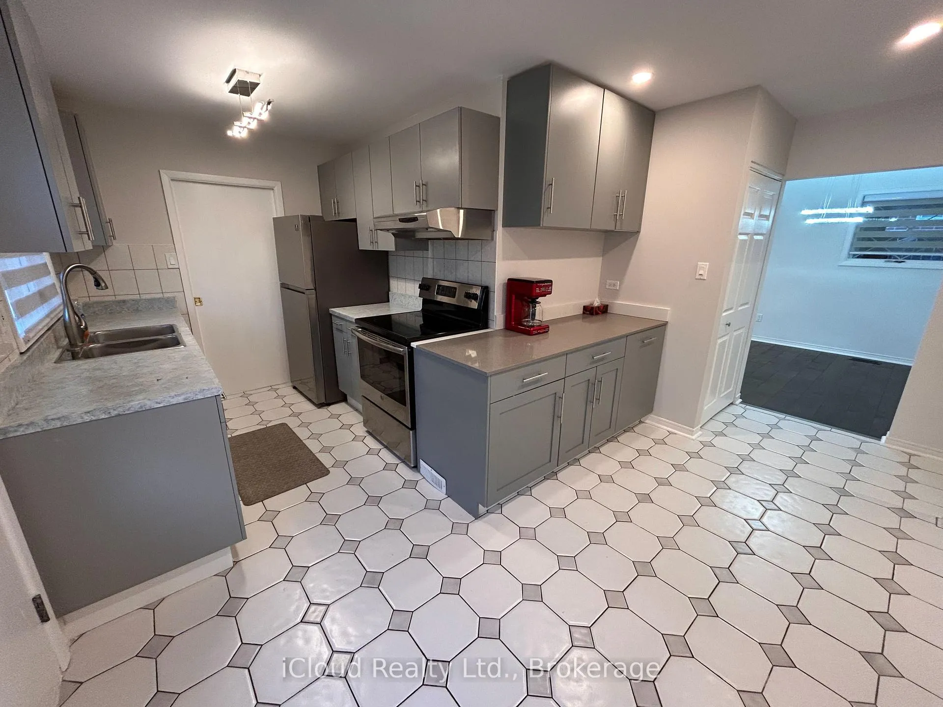 Photo 8 of 140 Cromwell Crescent, Hamilton, Greenford — HOMEH