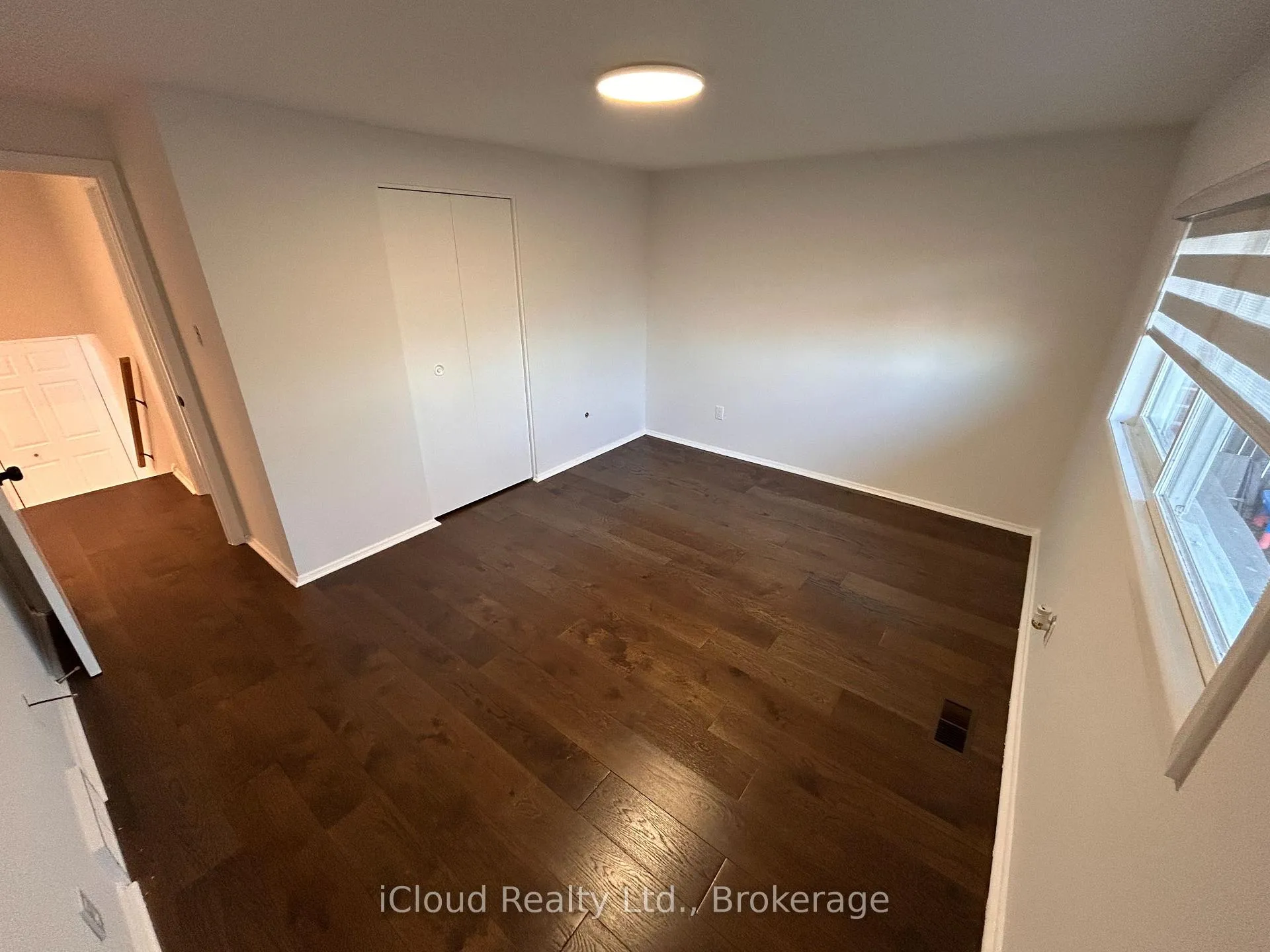 Photo 15 of 140 Cromwell Crescent, Hamilton, Greenford — HOMEH