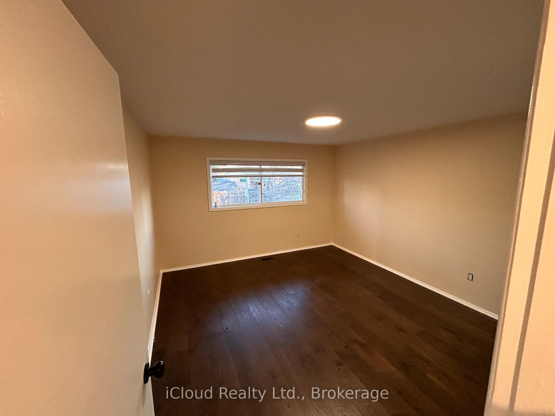 Photo 16 of 140 Cromwell Crescent, Hamilton, Greenford — HOMEH