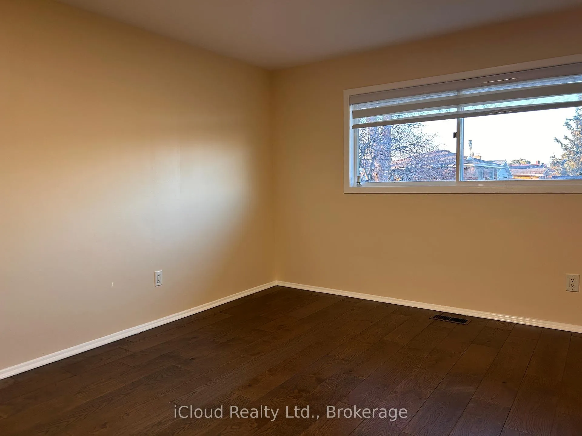 Photo 18 of 140 Cromwell Crescent, Hamilton, Greenford — HOMEH