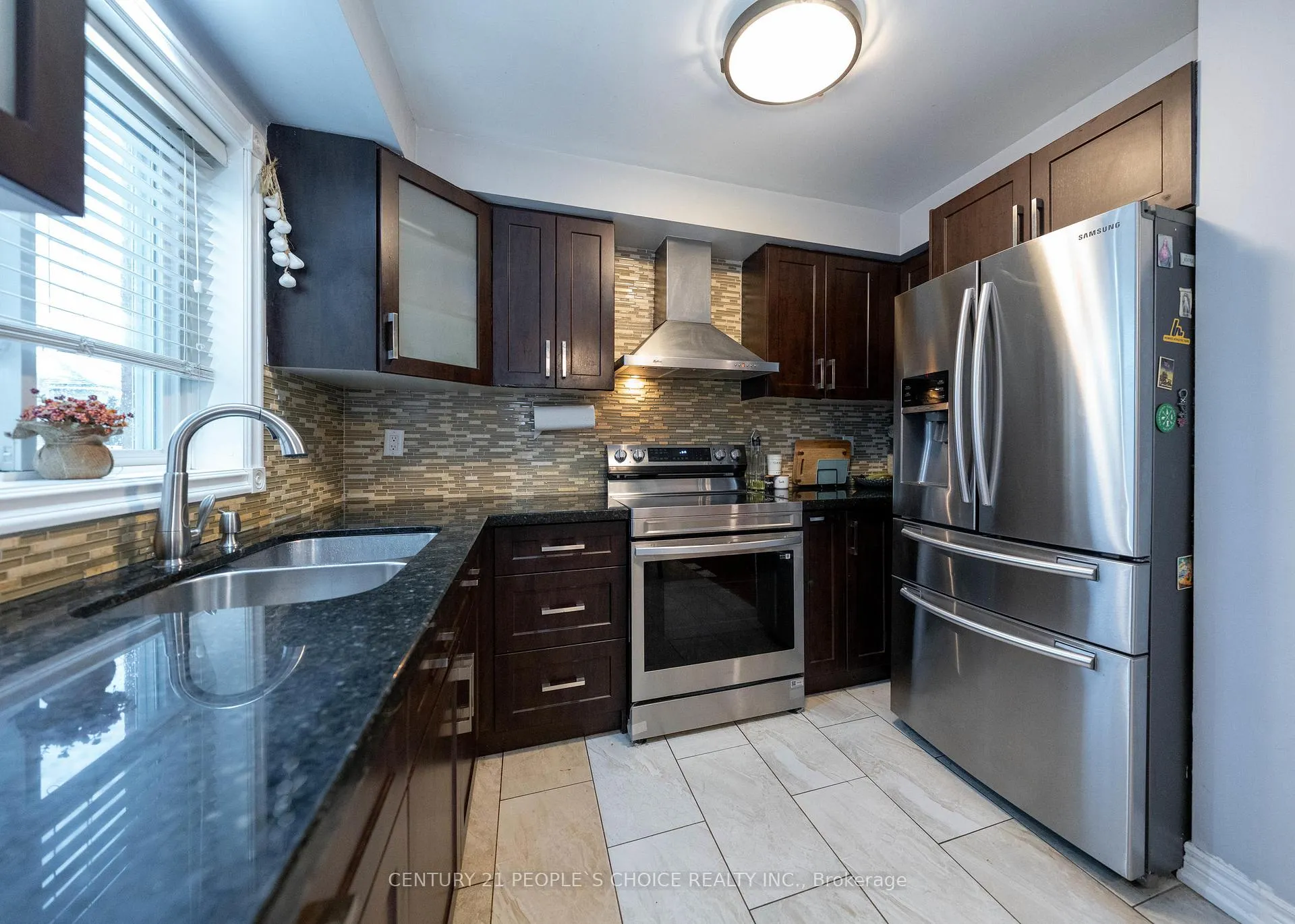 Photo 4 of 12 Cameron Glen Boulevard, Scarborough, Centennial Scarborough — HOMEH