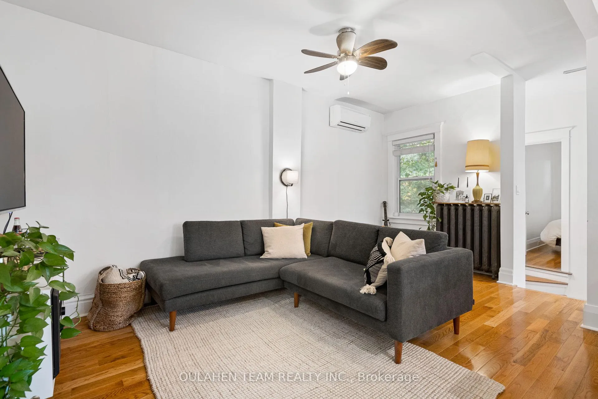 Photo 7 of Unit B, 817 Broadview Avenue, Toronto, Playter Estates-Danforth — HOMEH
