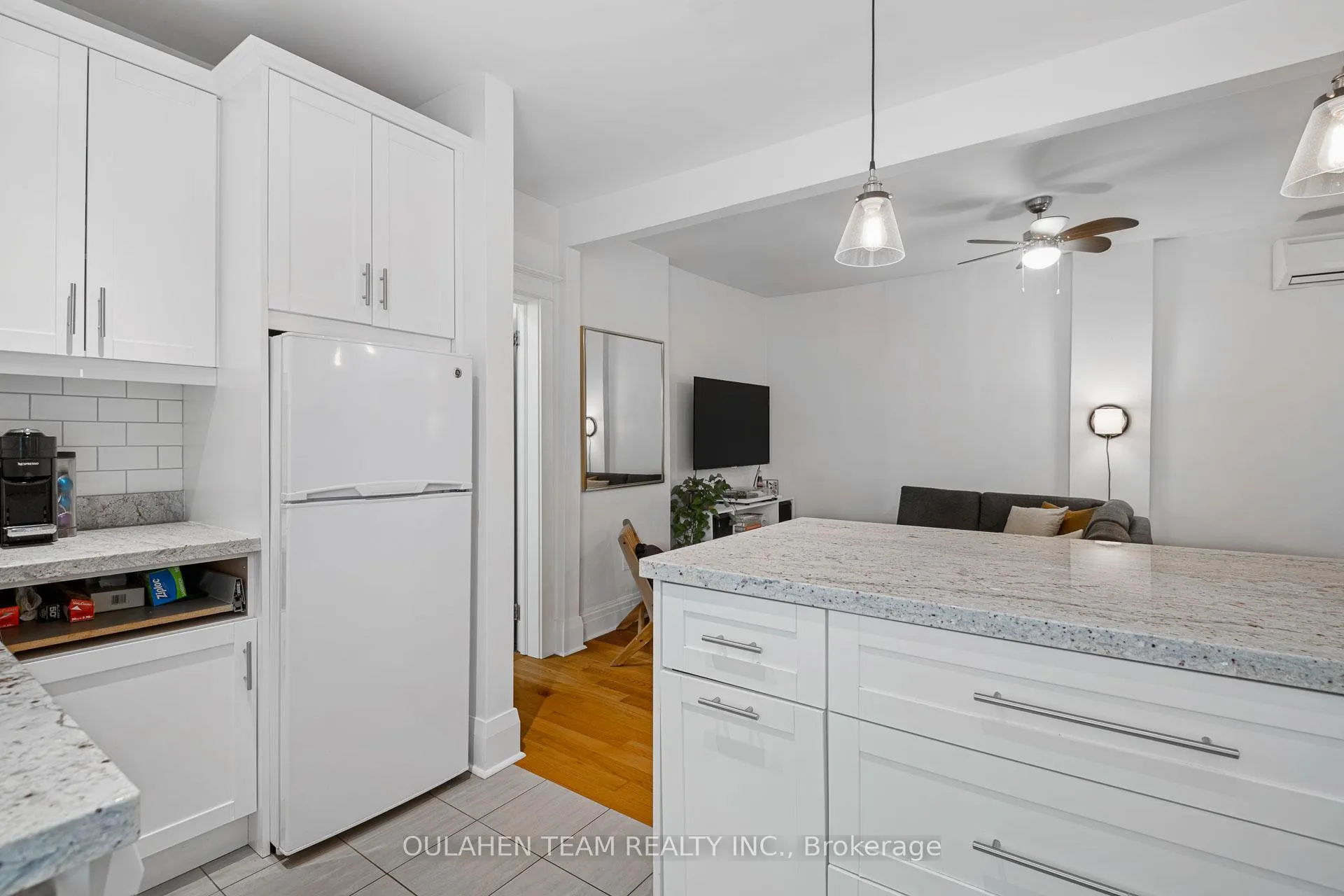 Photo 13 of Unit B, 817 Broadview Avenue, Toronto, Playter Estates-Danforth — HOMEH