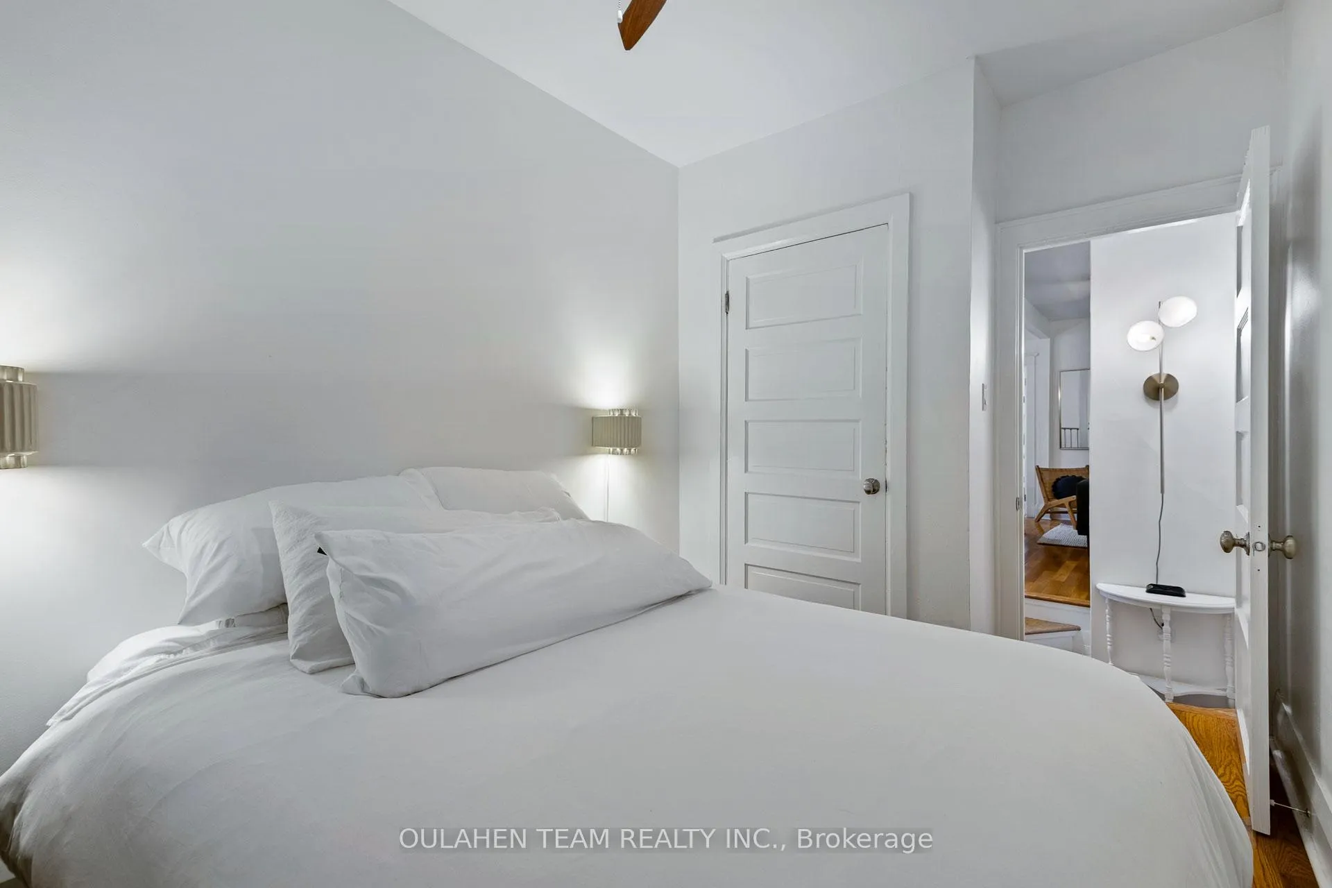 Photo 17 of Unit B, 817 Broadview Avenue, Toronto, Playter Estates-Danforth — HOMEH