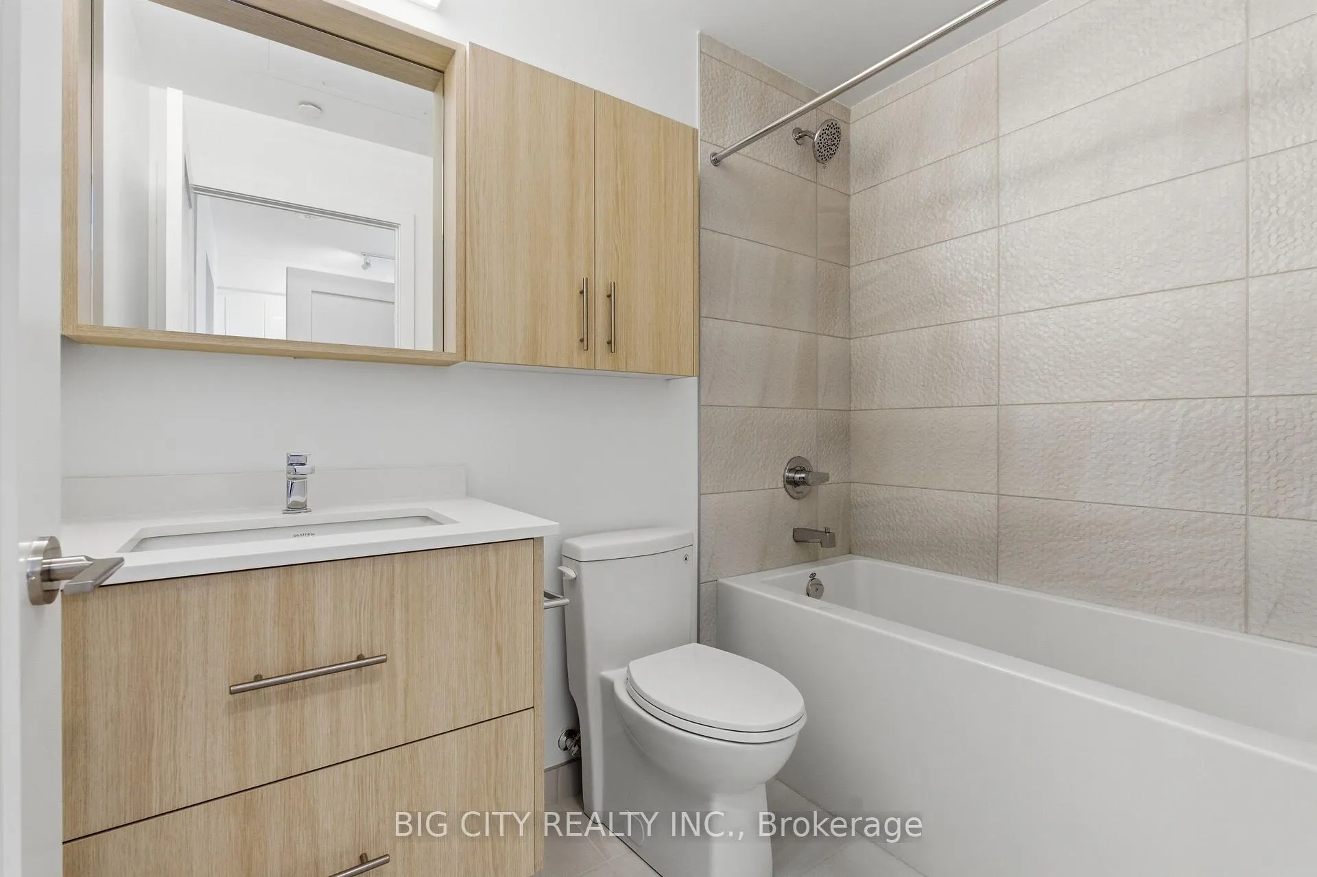 Photo 9 of Unit 1808, 9751 Markham Road, Markham, Greensborough — HOMEH