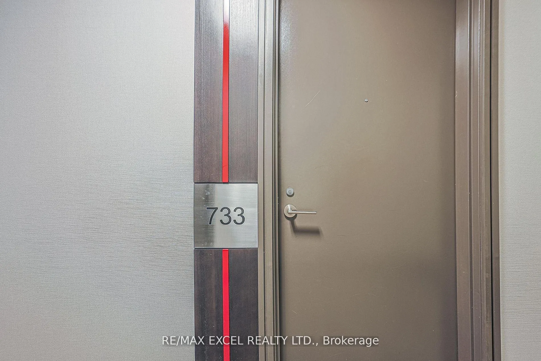 Photo 3 of Unit 733, 540 Bur Oak Avenue, Markham, Berczy — HOMEH