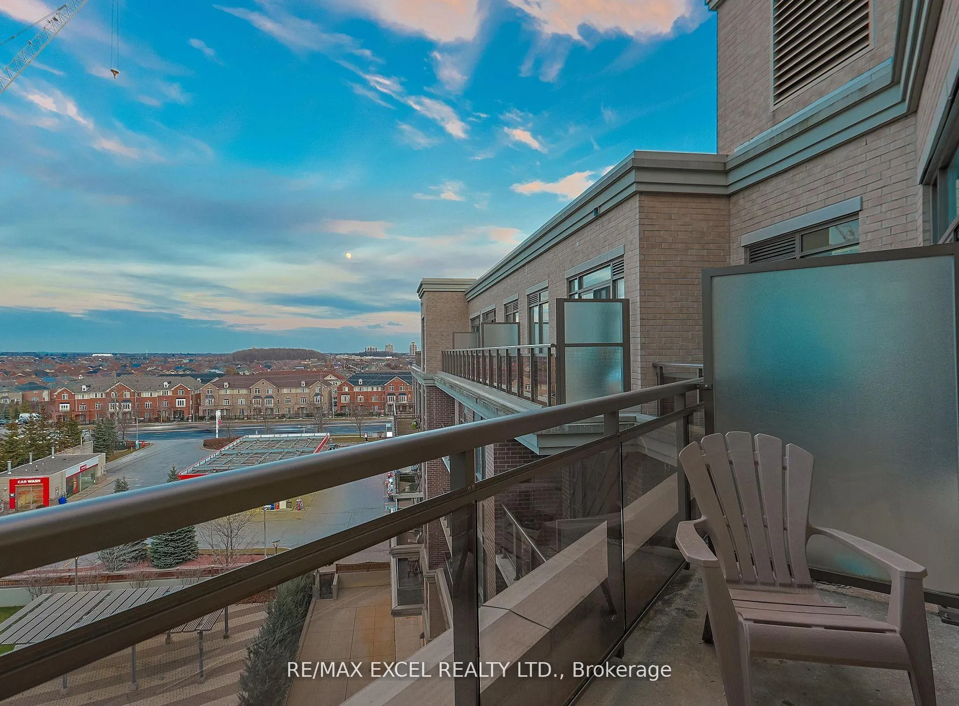 Photo 18 of Unit 733, 540 Bur Oak Avenue, Markham, Berczy — HOMEH