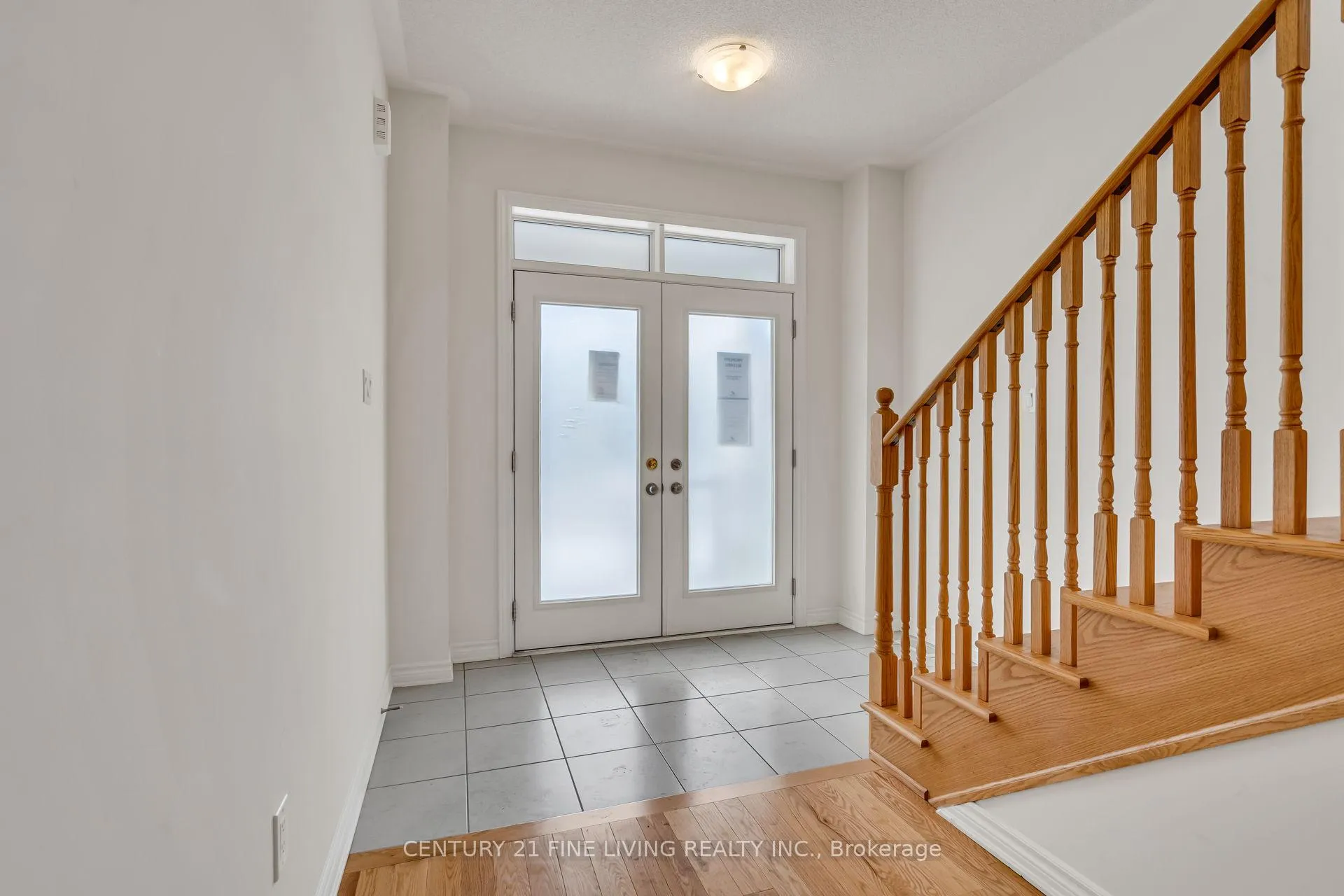 Photo 2 of 37 Petch Avenue, Caledon, Rural Caledon — HOMEH