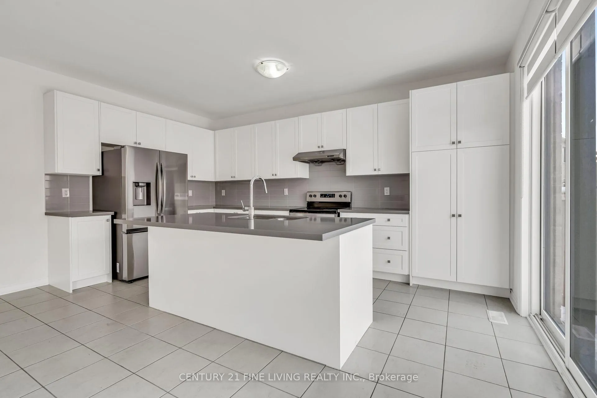 Photo 15 of 37 Petch Avenue, Caledon, Rural Caledon — HOMEH