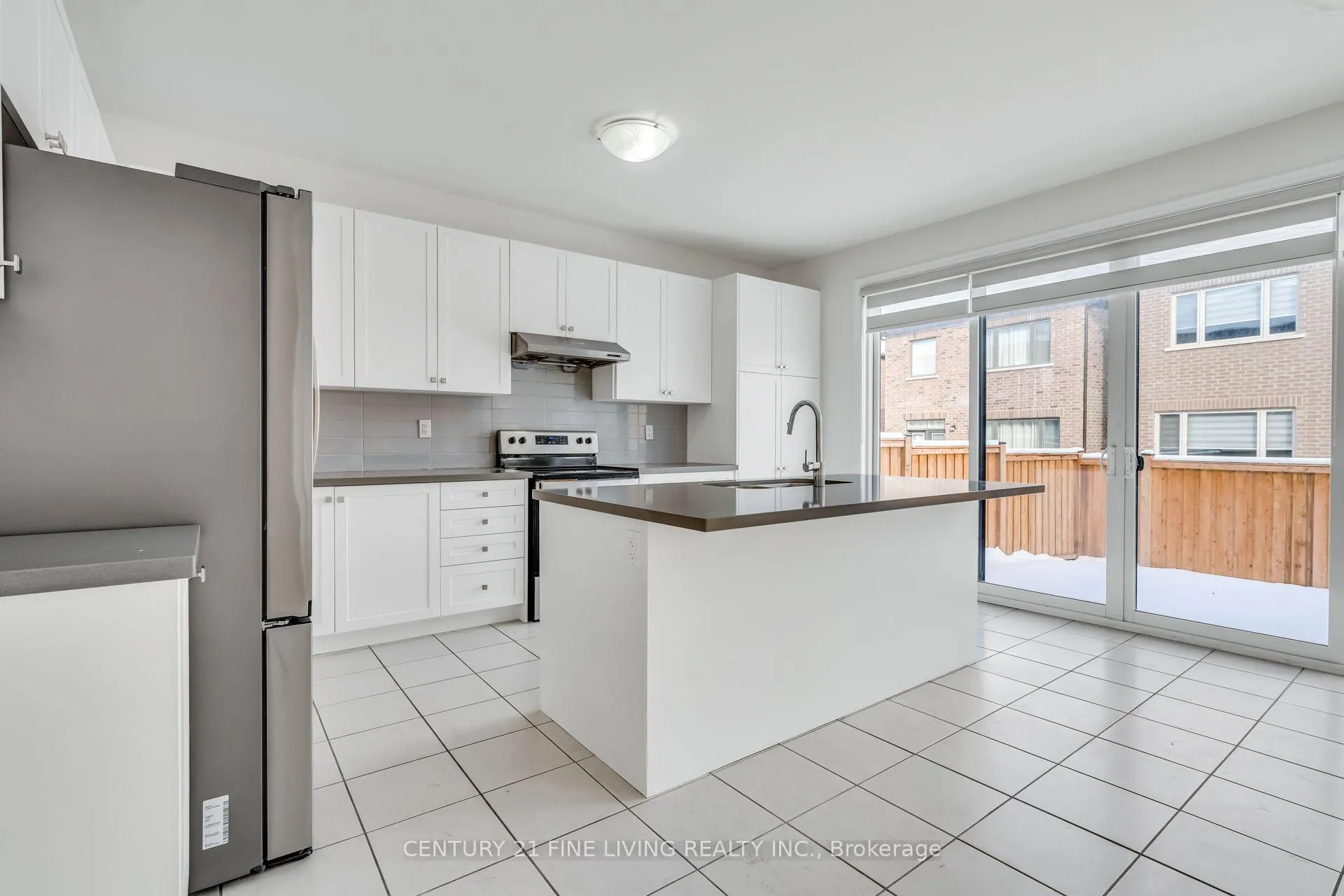 Photo 17 of 37 Petch Avenue, Caledon, Rural Caledon — HOMEH