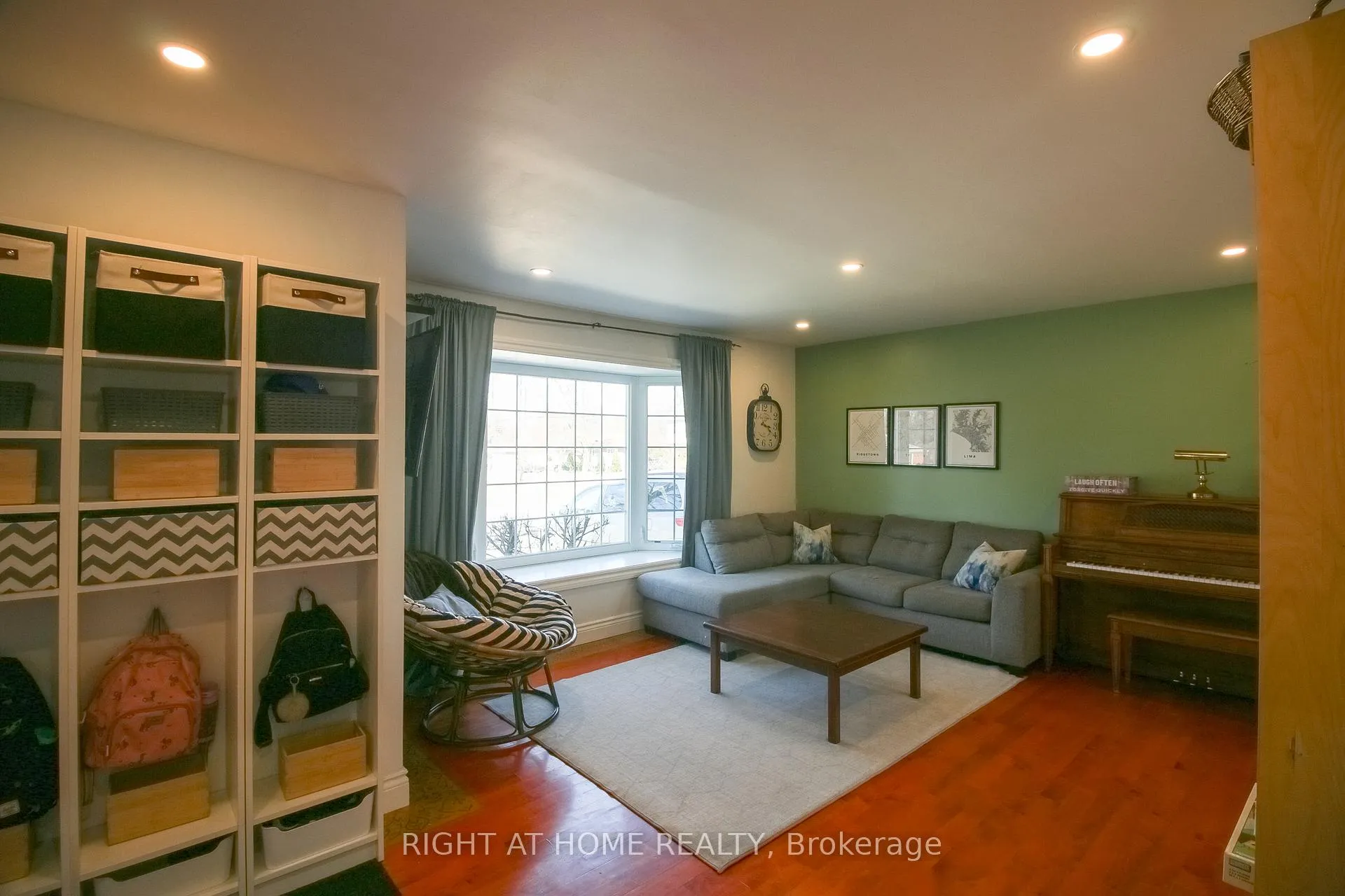 Photo 7 of 59 Braywin Drive, Etobicoke, Kingsview Village-The Westway — HOMEH