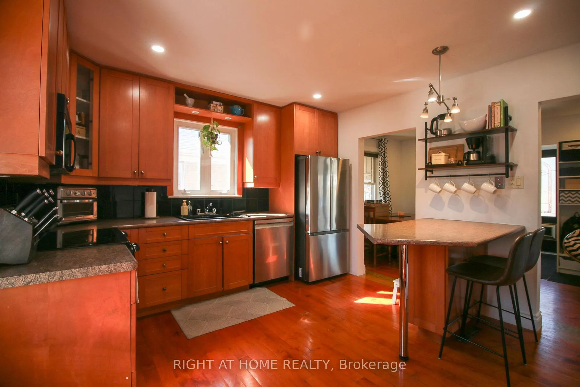Photo 12 of 59 Braywin Drive, Etobicoke, Kingsview Village-The Westway — HOMEH
