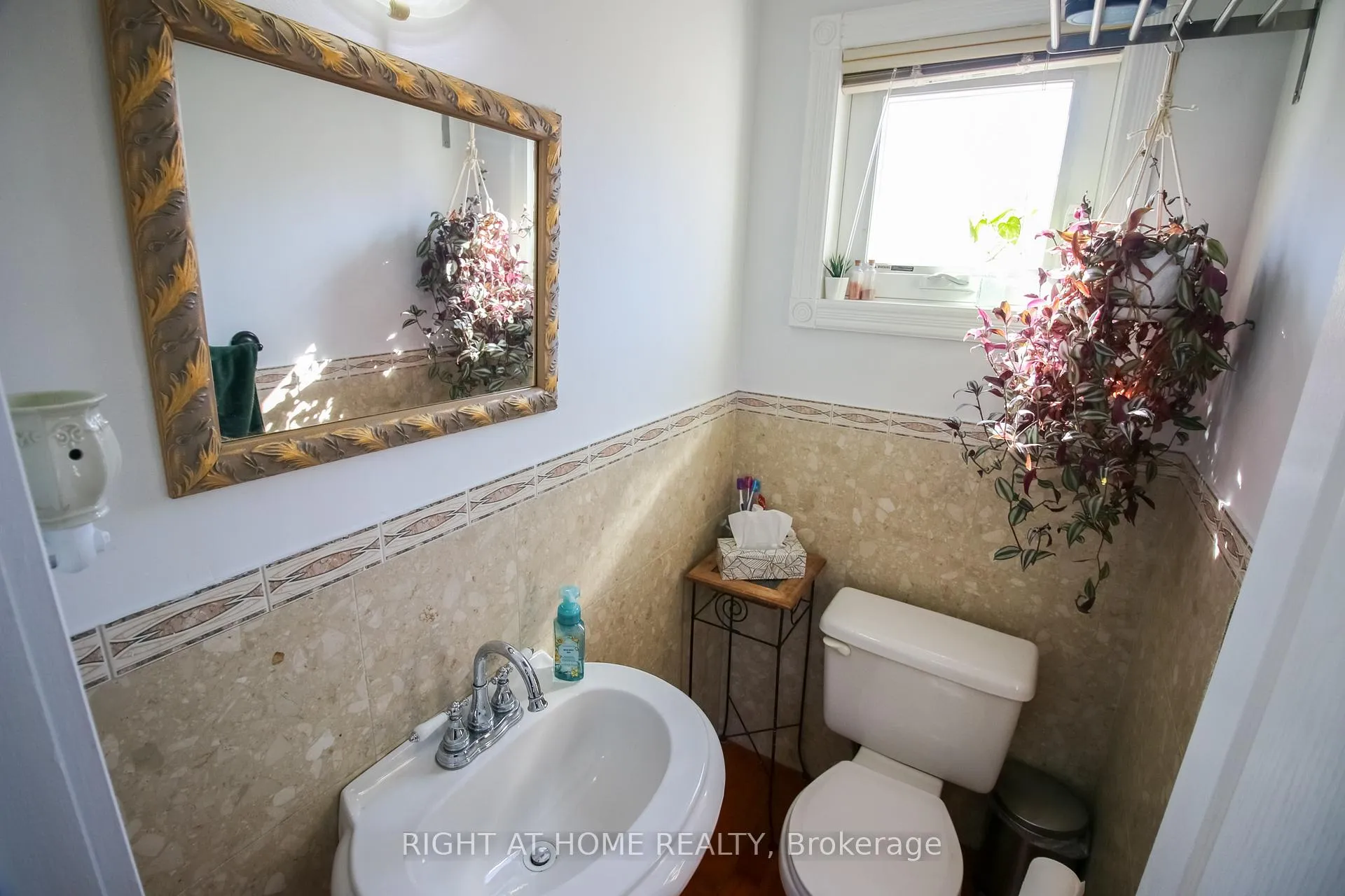 Photo 16 of 59 Braywin Drive, Etobicoke, Kingsview Village-The Westway — HOMEH