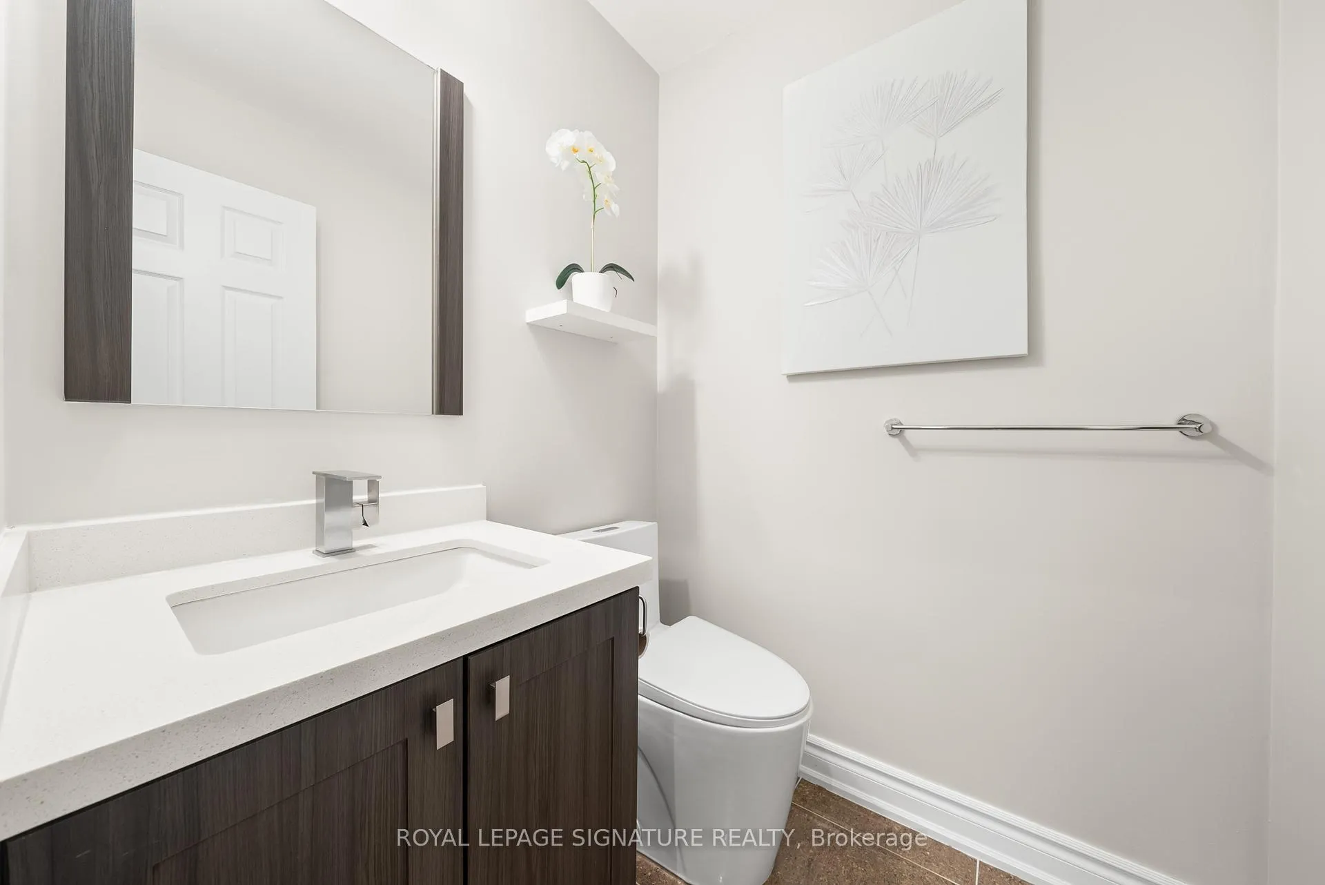Photo 13 of 16 Queensgate Court, Markham, Unionville — HOMEH