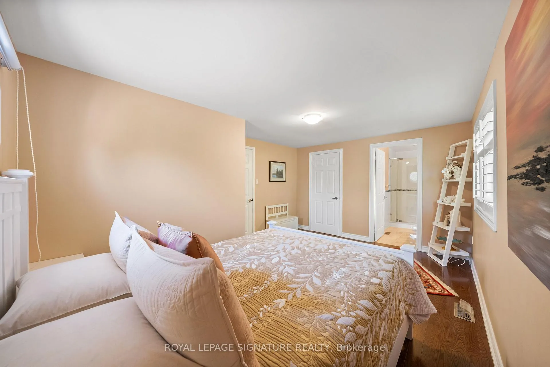 Photo 20 of 16 Queensgate Court, Markham, Unionville — HOMEH