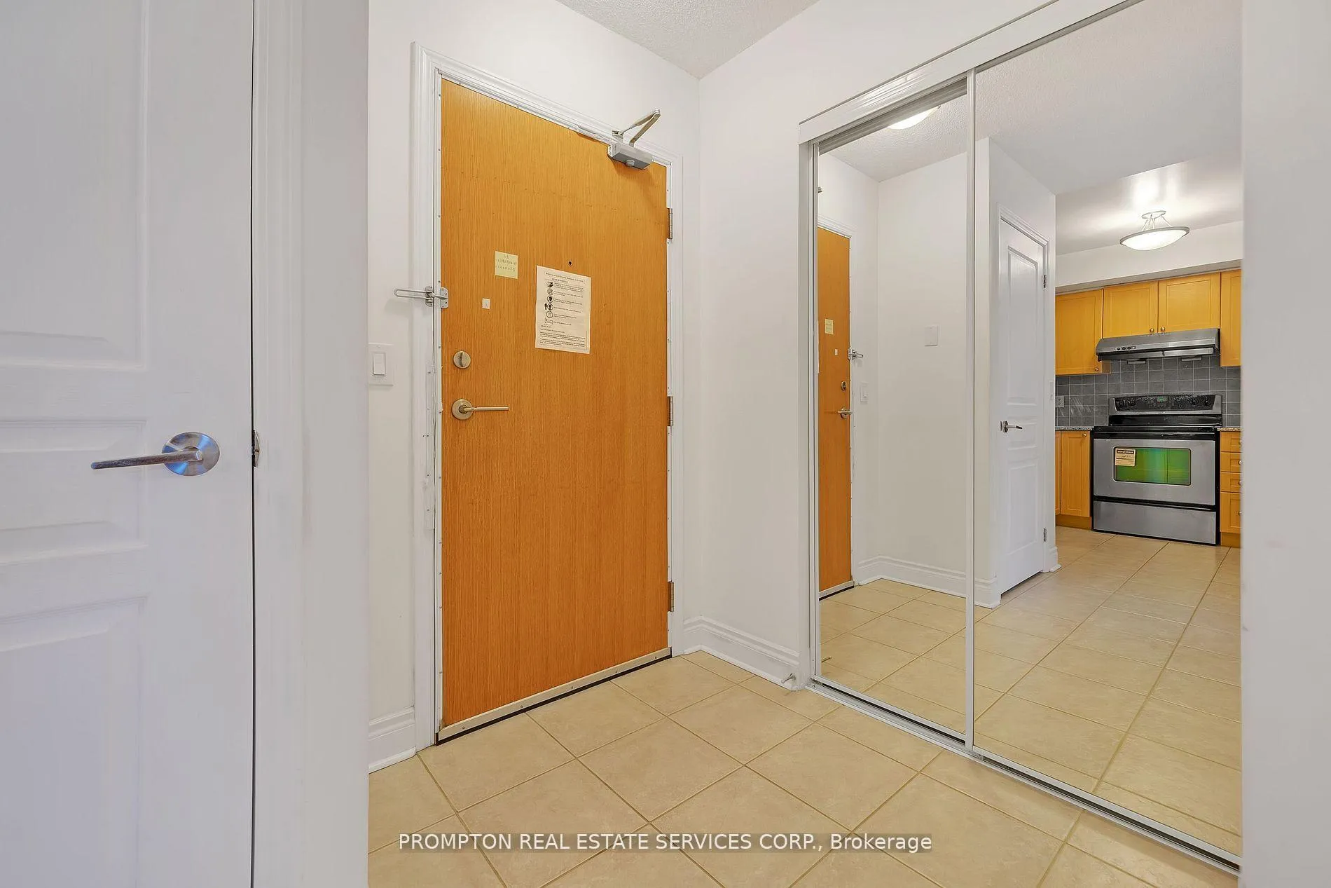 Photo 3 of Unit 811, 75 South Town Centre Boulevard, Markham, Unionville — HOMEH