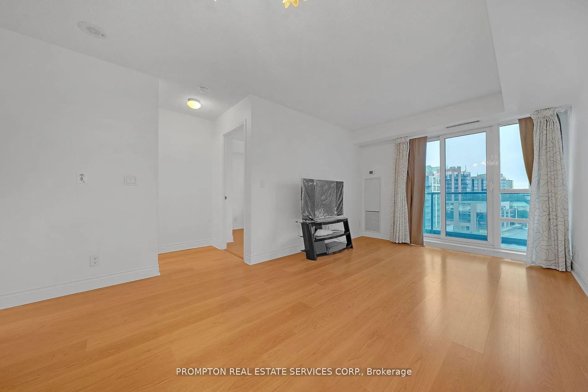 Photo 8 of Unit 811, 75 South Town Centre Boulevard, Markham, Unionville — HOMEH