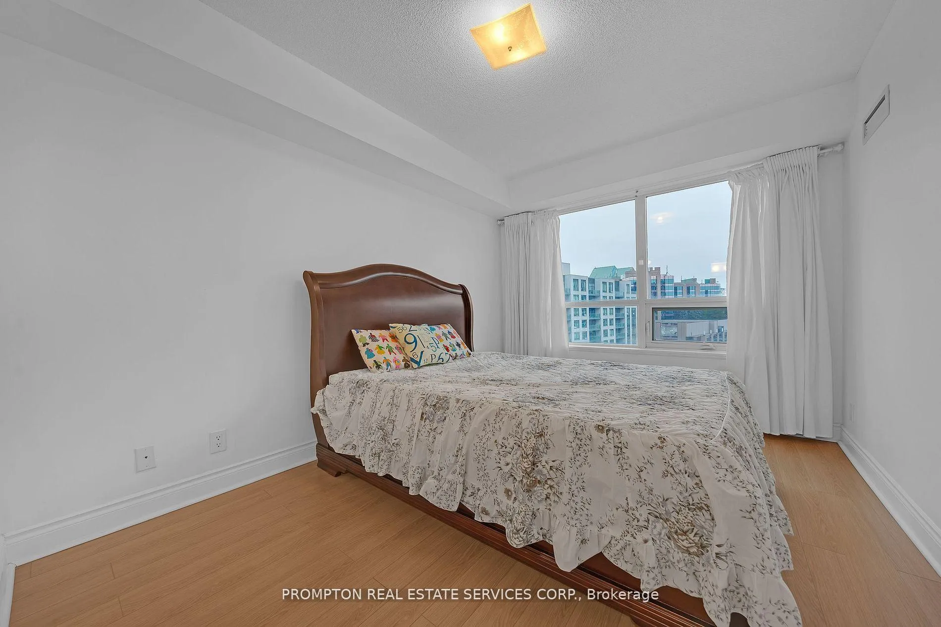 Photo 10 of Unit 811, 75 South Town Centre Boulevard, Markham, Unionville — HOMEH