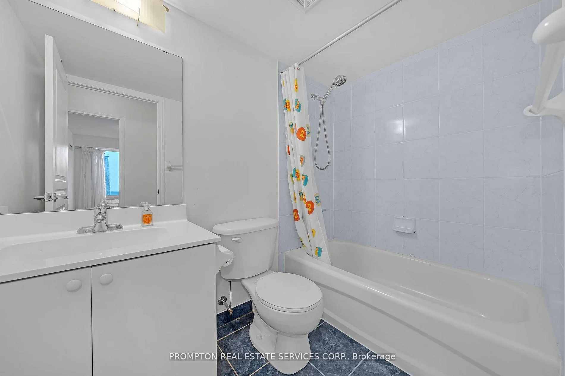 Photo 12 of Unit 811, 75 South Town Centre Boulevard, Markham, Unionville — HOMEH