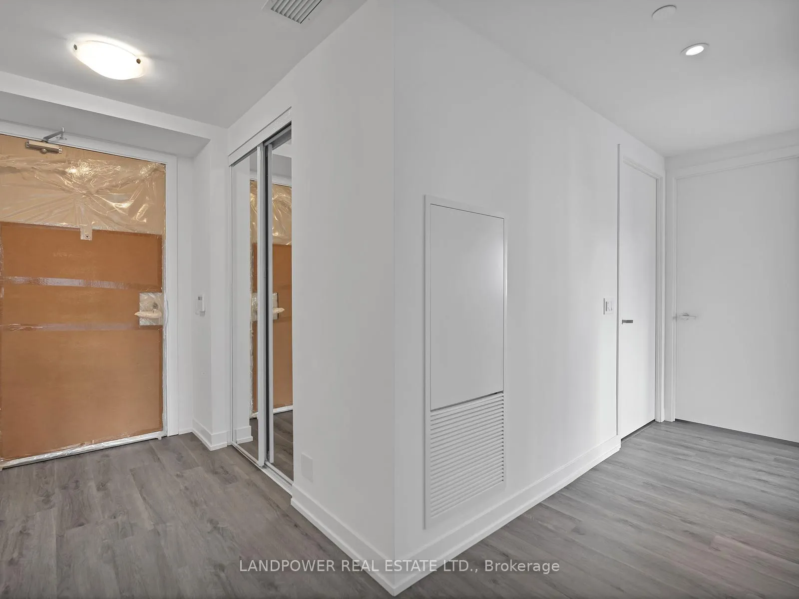 Photo 2 of Unit 2311, 138 Downes Street, Toronto, Waterfront Communities — HOMEH