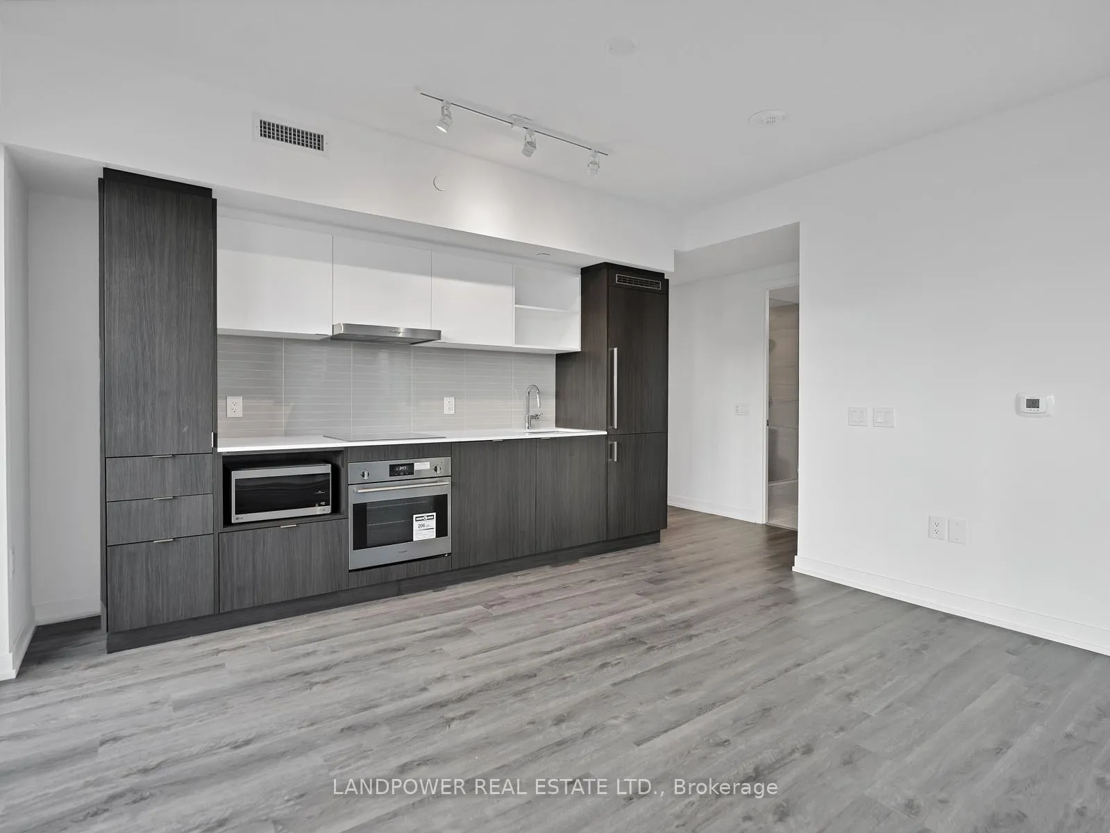 Photo 9 of Unit 2311, 138 Downes Street, Toronto, Waterfront Communities — HOMEH