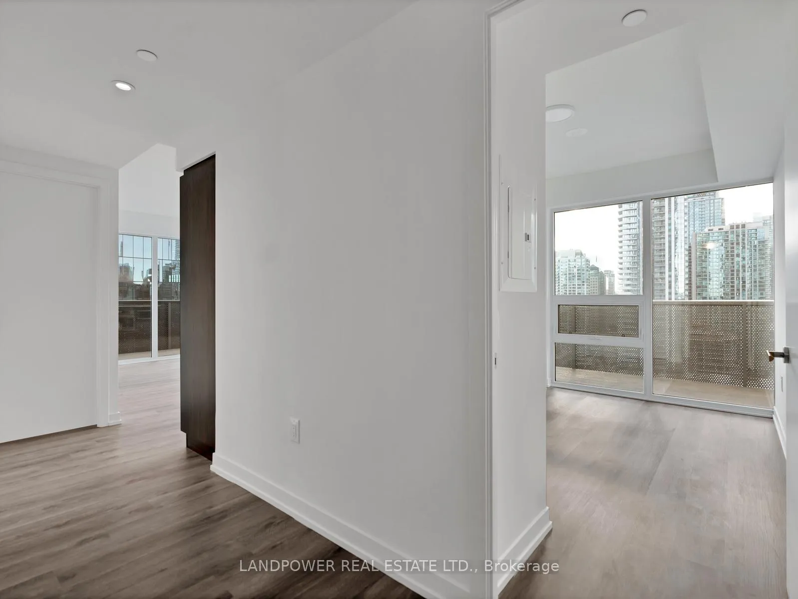 Photo 11 of Unit 2311, 138 Downes Street, Toronto, Waterfront Communities — HOMEH