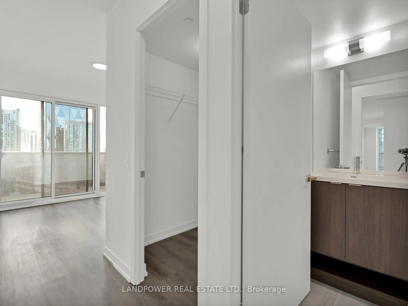 Photo 19 of Unit 2311, 138 Downes Street, Toronto, Waterfront Communities — HOMEH