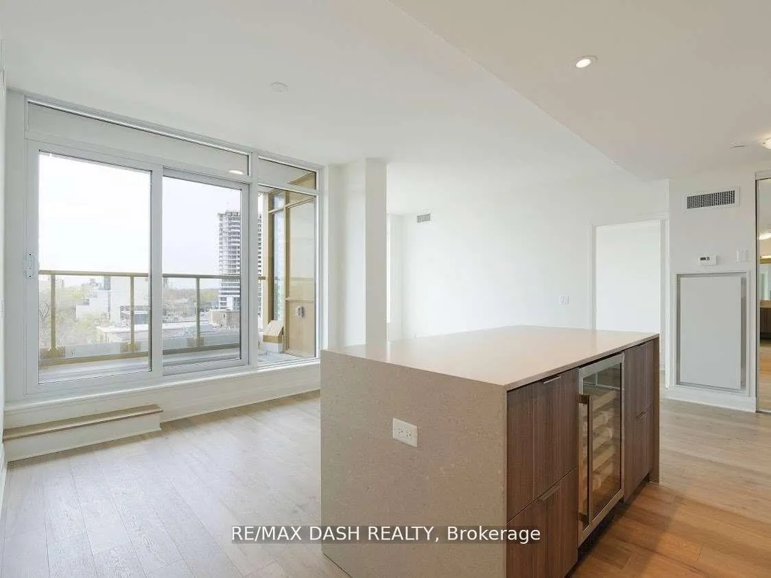 Photo 2 of 151 Avenue Road, Toronto, The Annex — HOMEH