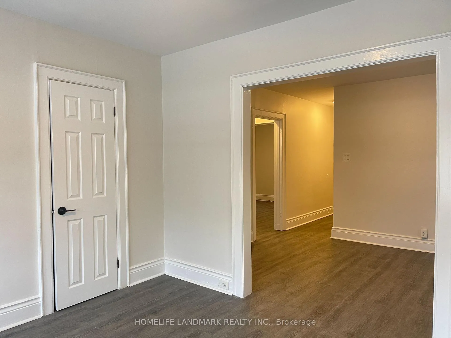 Photo 7 of Unit 1, 987 Main Street E, Hamilton, Crown Point — HOMEH