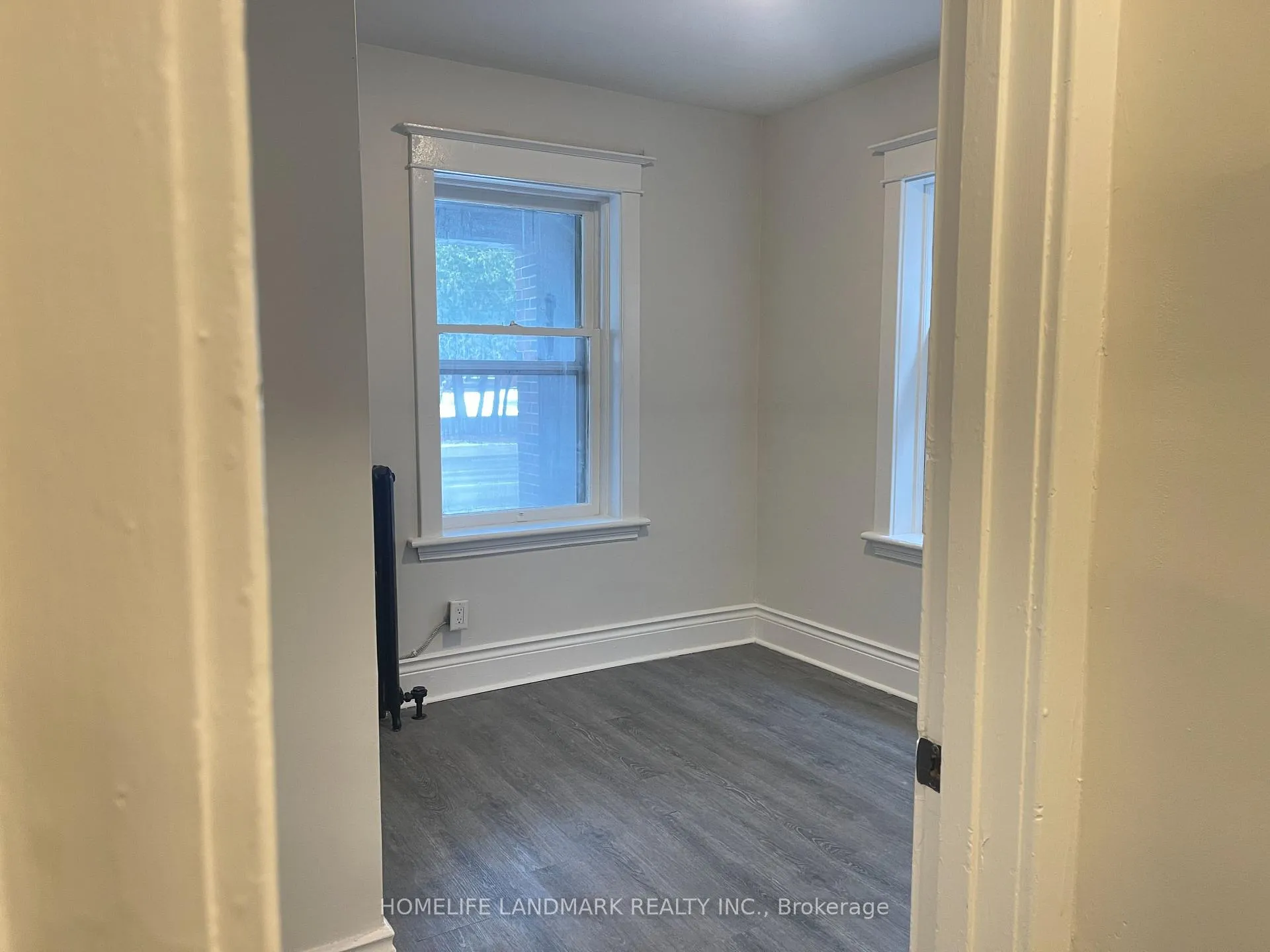 Photo 10 of Unit 1, 987 Main Street E, Hamilton, Crown Point — HOMEH