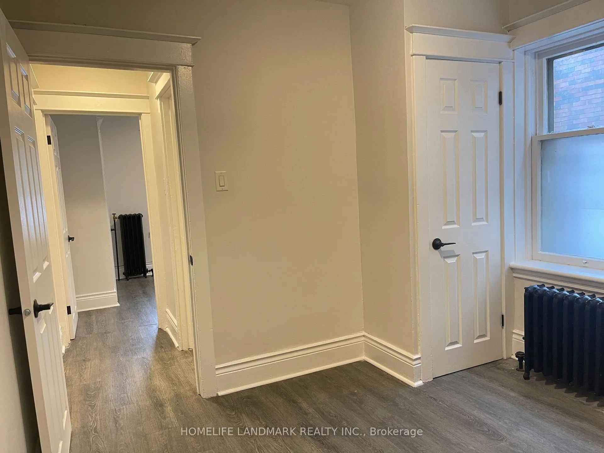 Photo 13 of Unit 1, 987 Main Street E, Hamilton, Crown Point — HOMEH