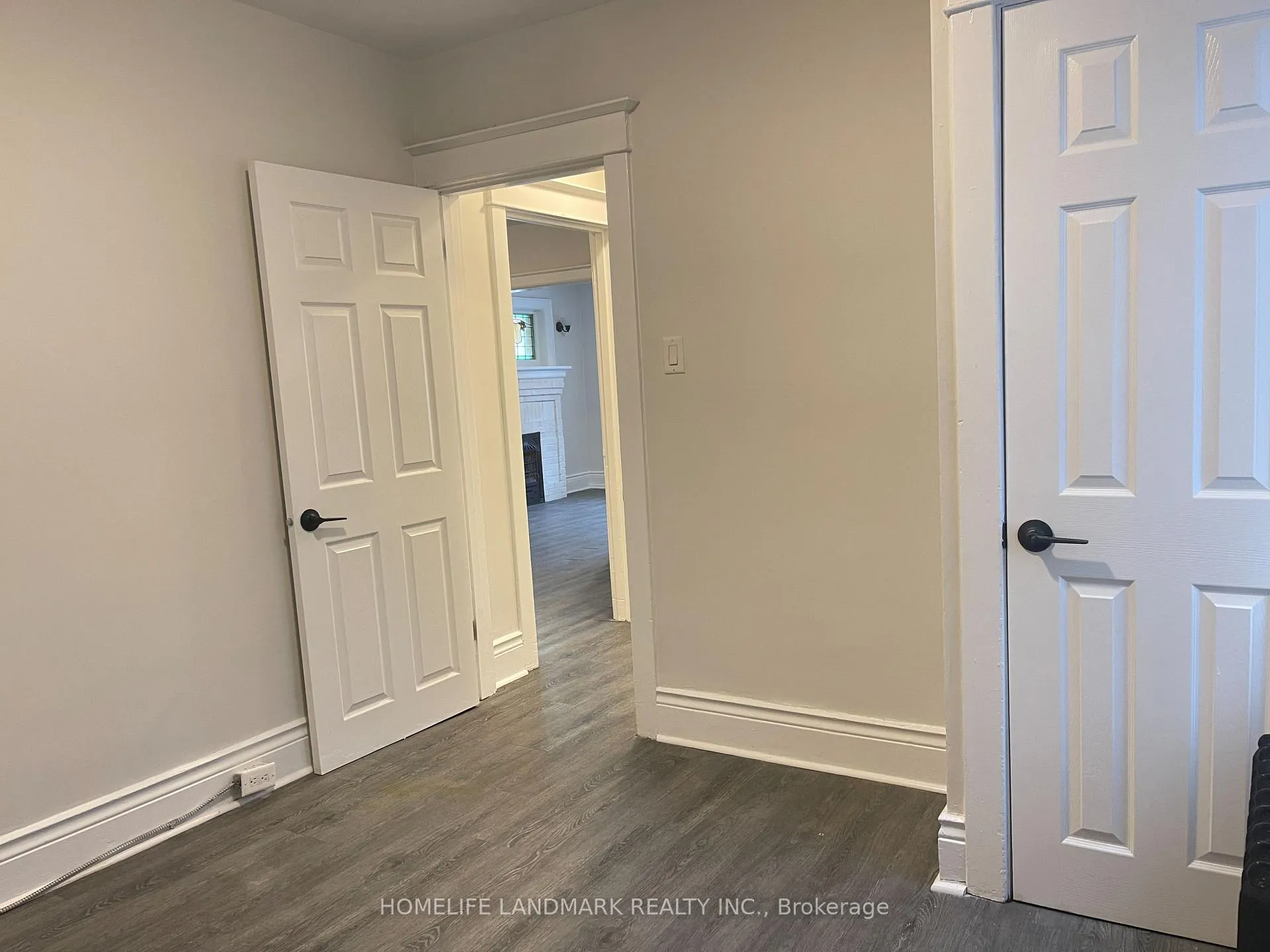 Photo 14 of Unit 1, 987 Main Street E, Hamilton, Crown Point — HOMEH