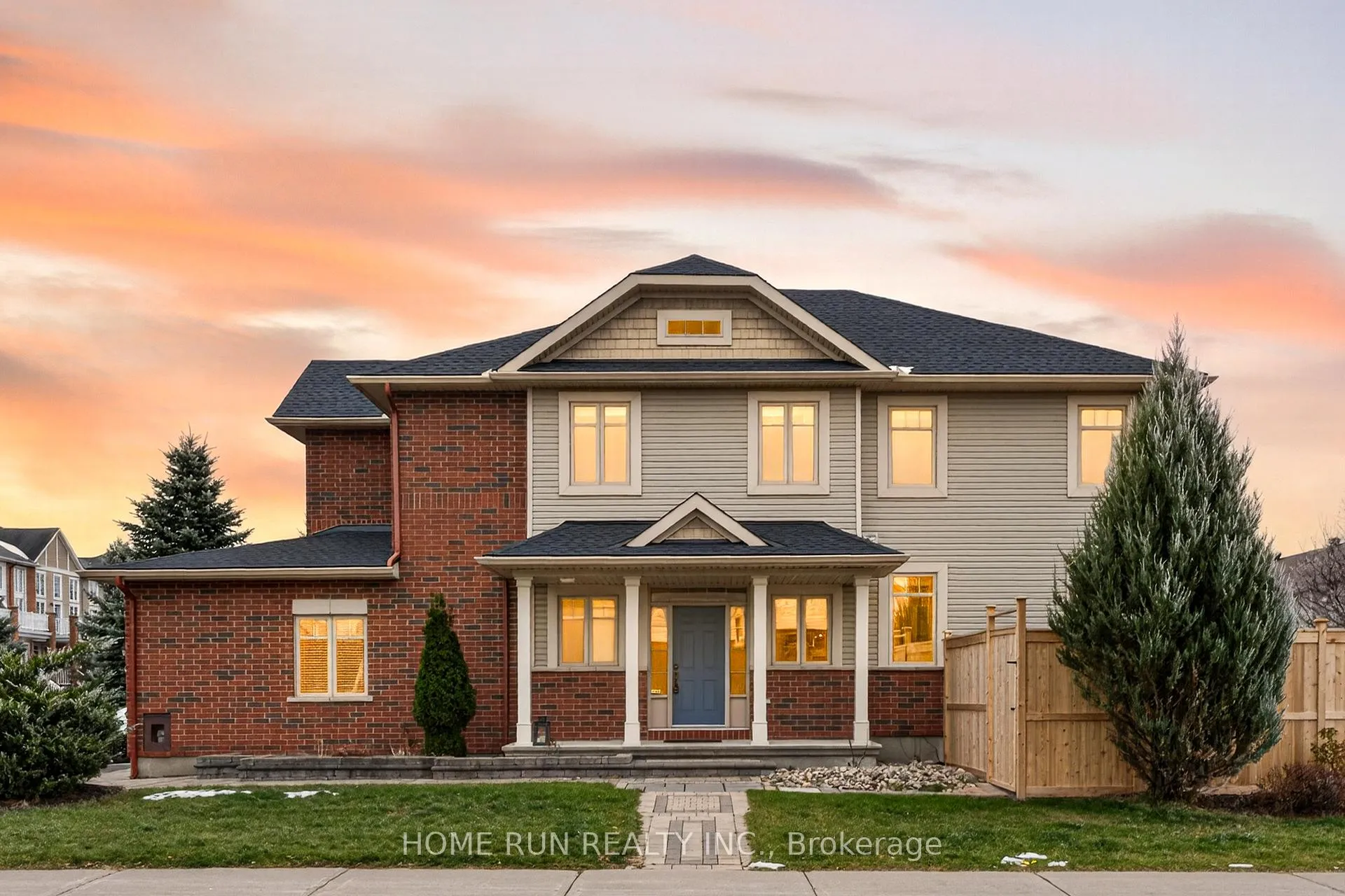 Photo 2 of 104 Eye Bright Crescent, Ottawa, Riverside South/Gloucester Glen — HOMEH