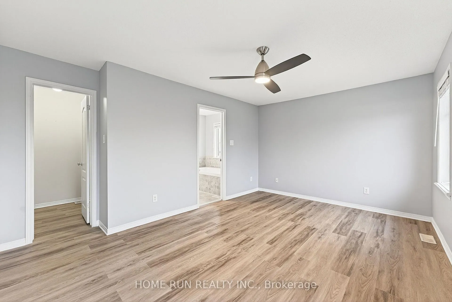 Photo 15 of 104 Eye Bright Crescent, Ottawa, Riverside South/Gloucester Glen — HOMEH