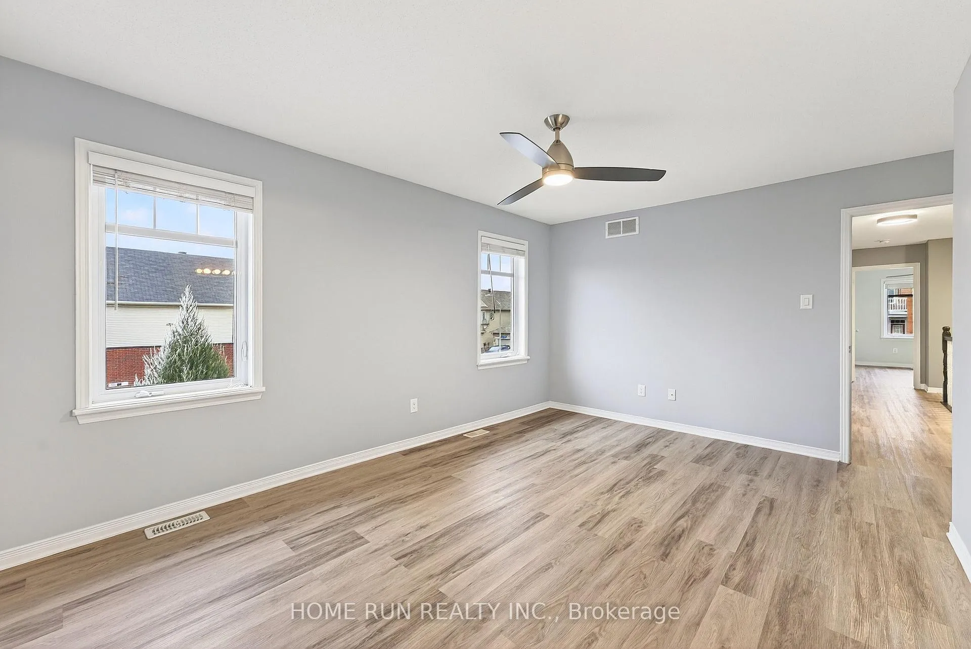 Photo 16 of 104 Eye Bright Crescent, Ottawa, Riverside South/Gloucester Glen — HOMEH