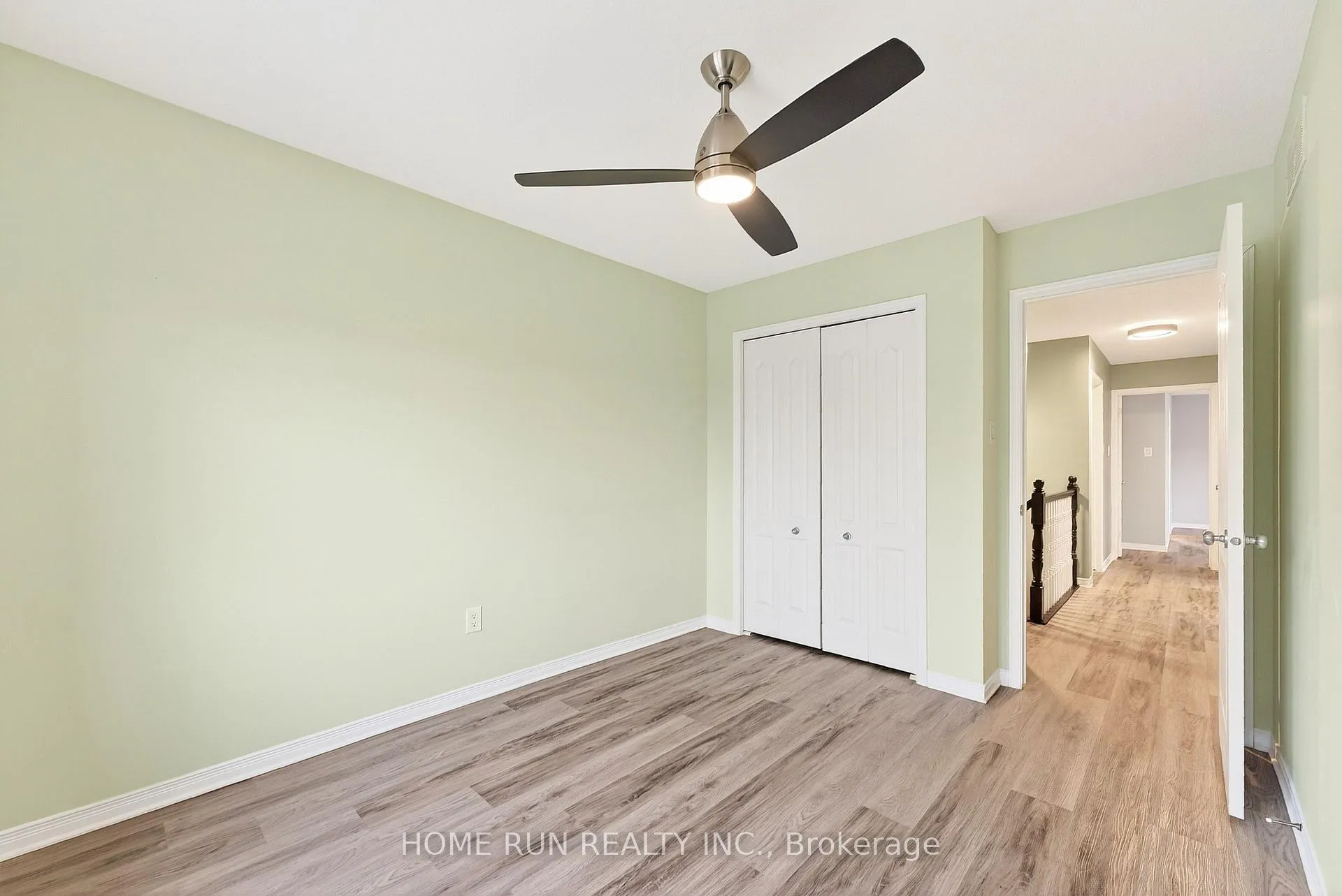 Photo 20 of 104 Eye Bright Crescent, Ottawa, Riverside South/Gloucester Glen — HOMEH