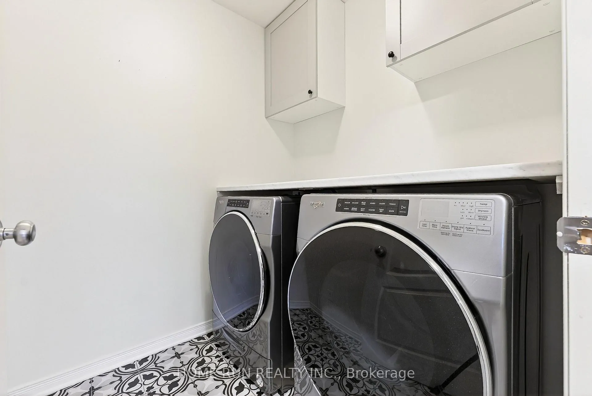 Photo 26 of 104 Eye Bright Crescent, Ottawa, Riverside South/Gloucester Glen — HOMEH