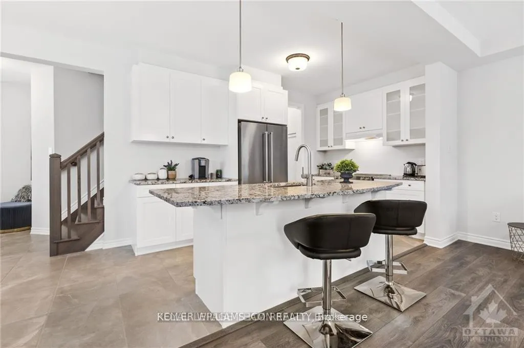 Photo 5 of 2506 Half Moon Byway, Ottawa, Barrhaven - Half Moon Bay — HOMEH