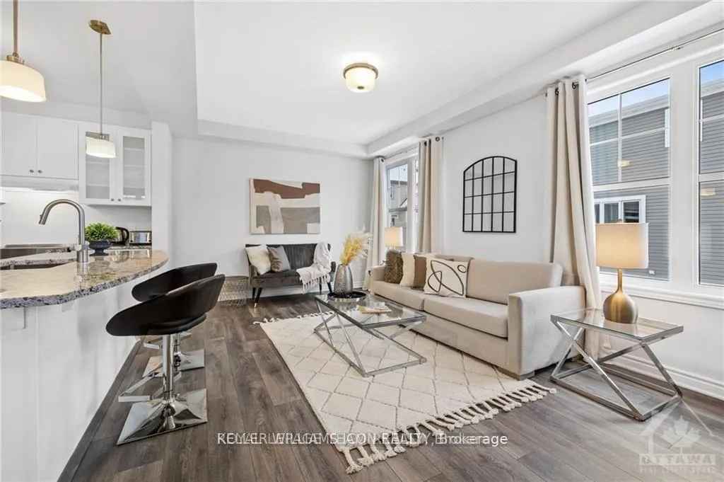 Photo 11 of 2506 Half Moon Byway, Ottawa, Barrhaven - Half Moon Bay — HOMEH