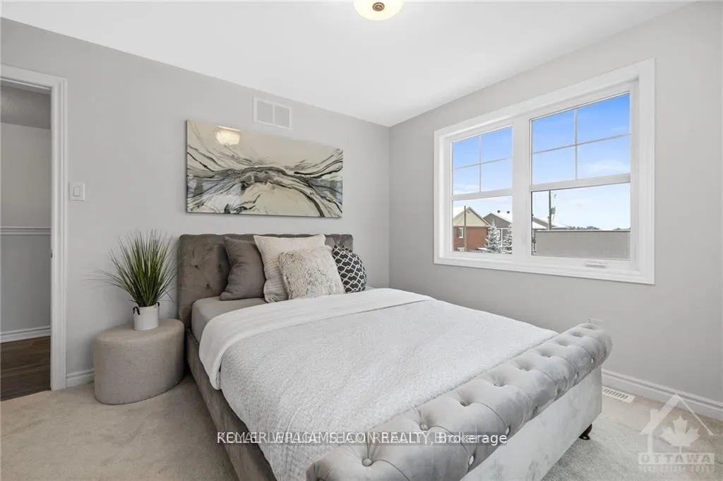 Photo 23 of 2506 Half Moon Byway, Ottawa, Barrhaven - Half Moon Bay — HOMEH