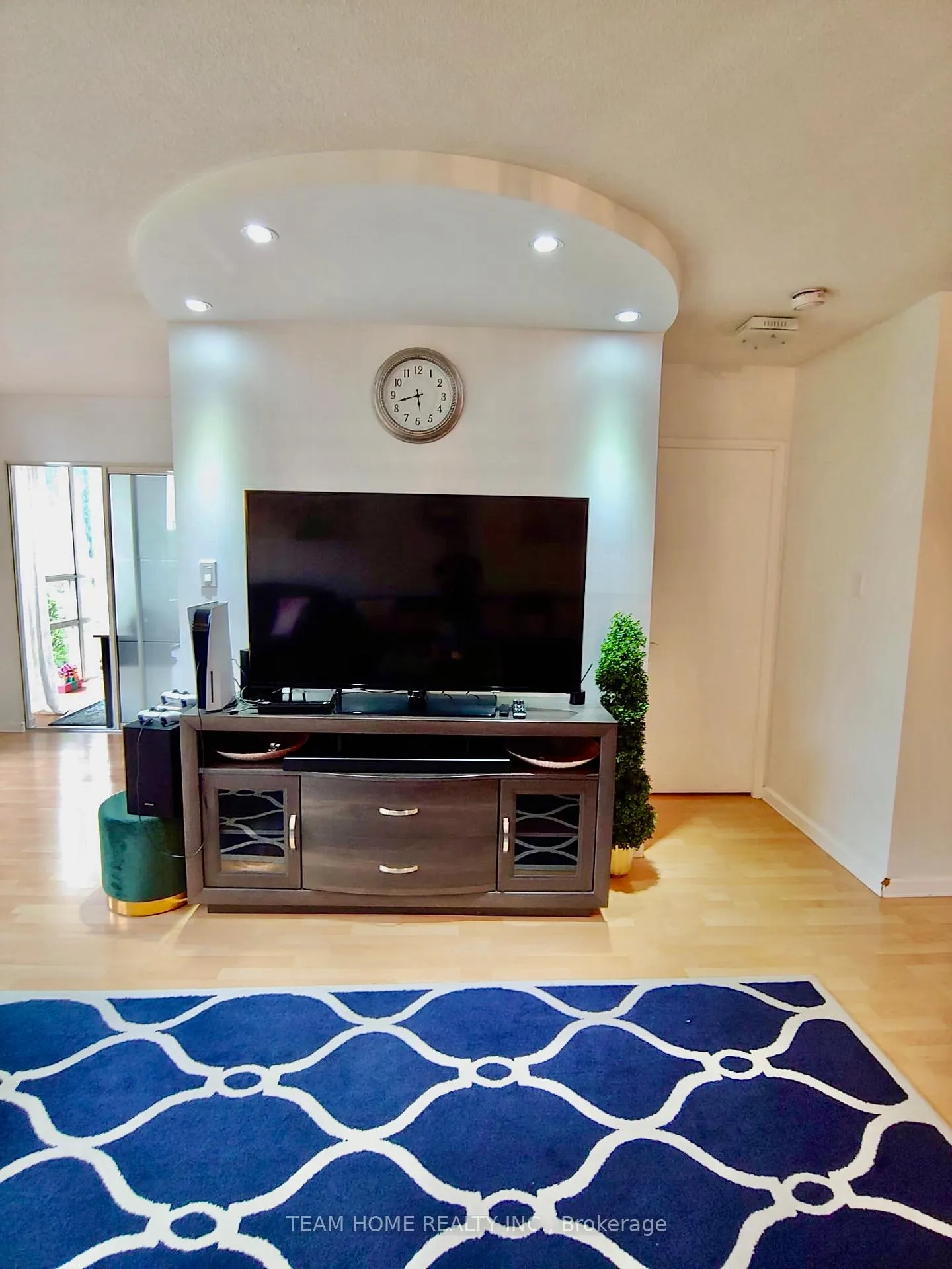 Photo 9 of Unit 303, 205 Wynford Drive, Toronto, Flemingdon Park — HOMEH