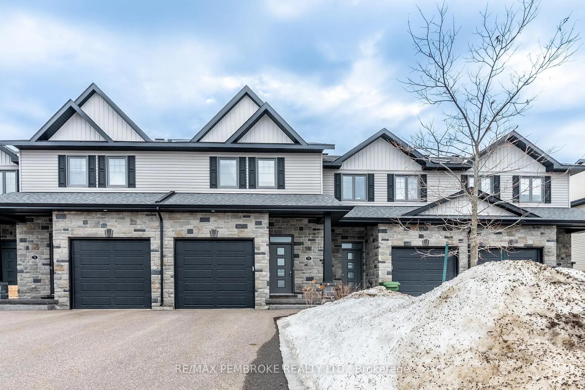 Photo 1 of 73 Chad Street, Petawawa — HOMEH