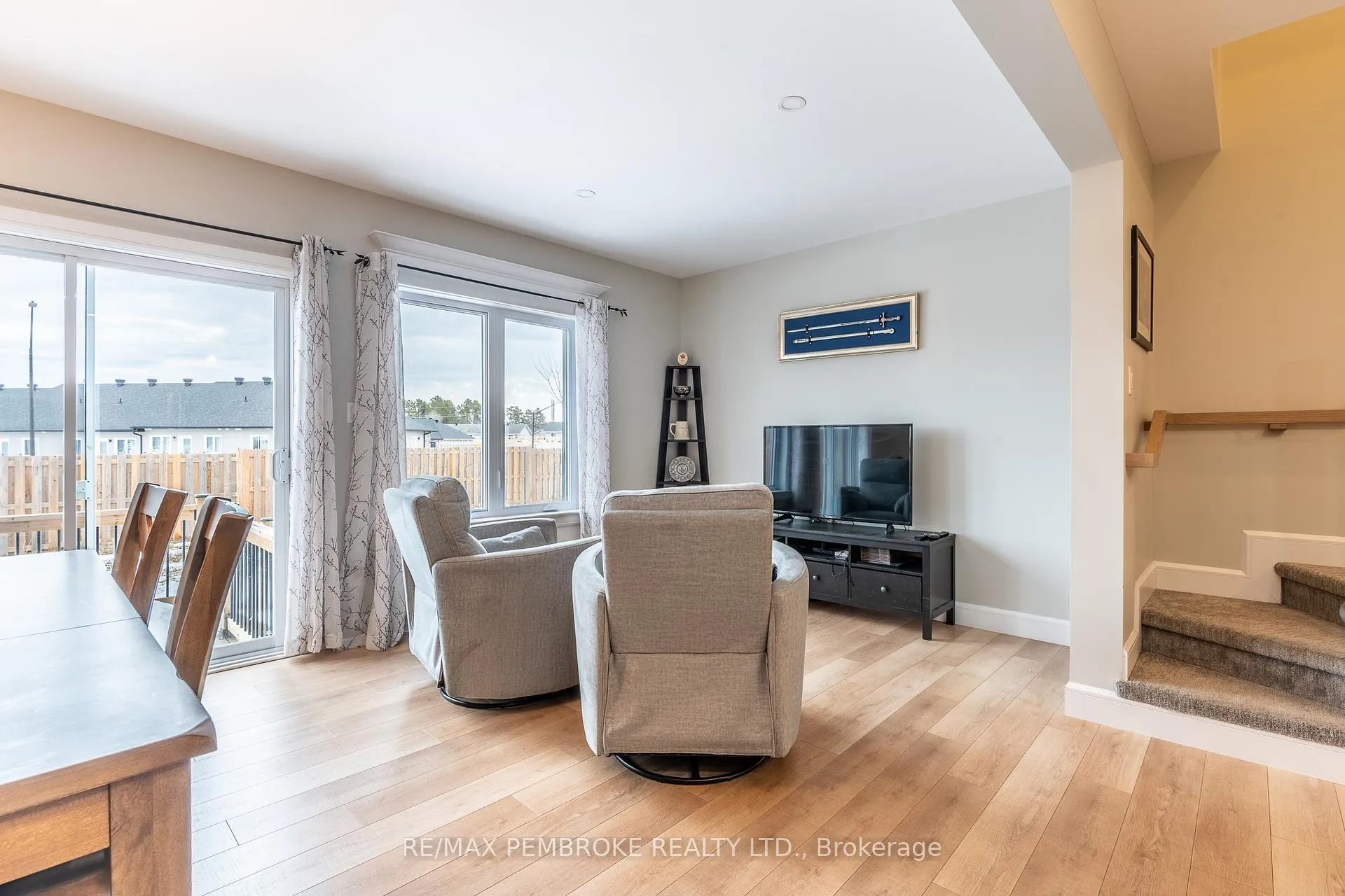 Photo 16 of 73 Chad Street, Petawawa — HOMEH