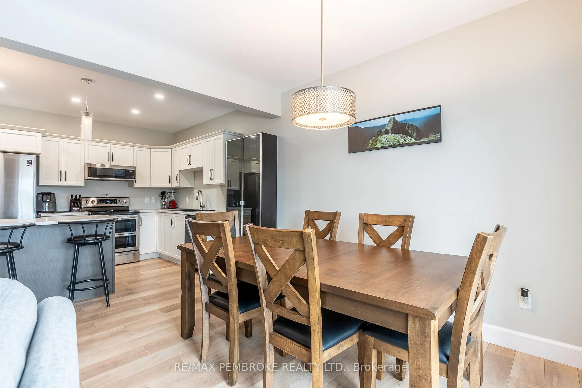 Photo 18 of 73 Chad Street, Petawawa — HOMEH