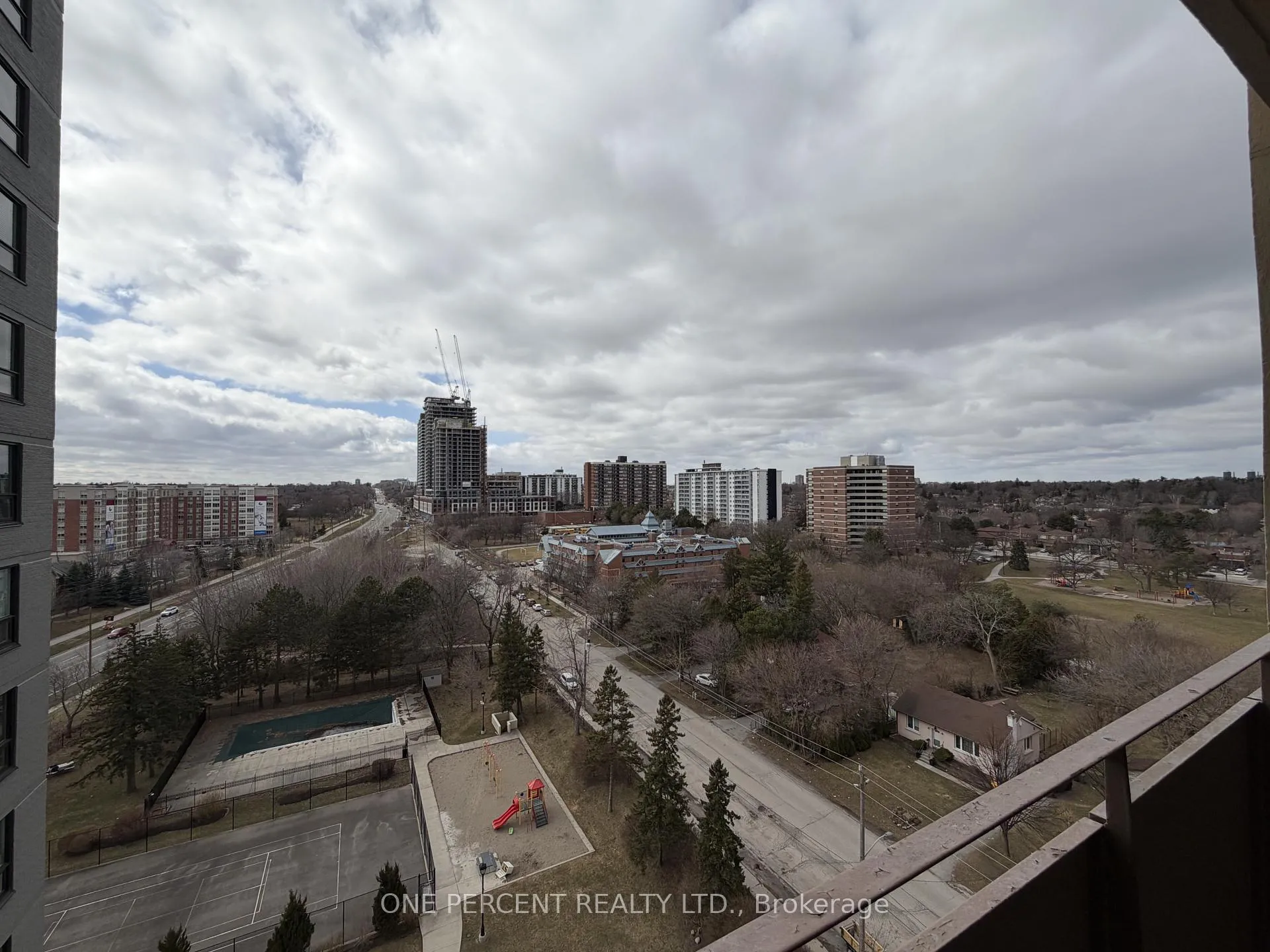 Photo 11 of Unit 1402, 61 Richview Road, Etobicoke, Humber Heights — HOMEH